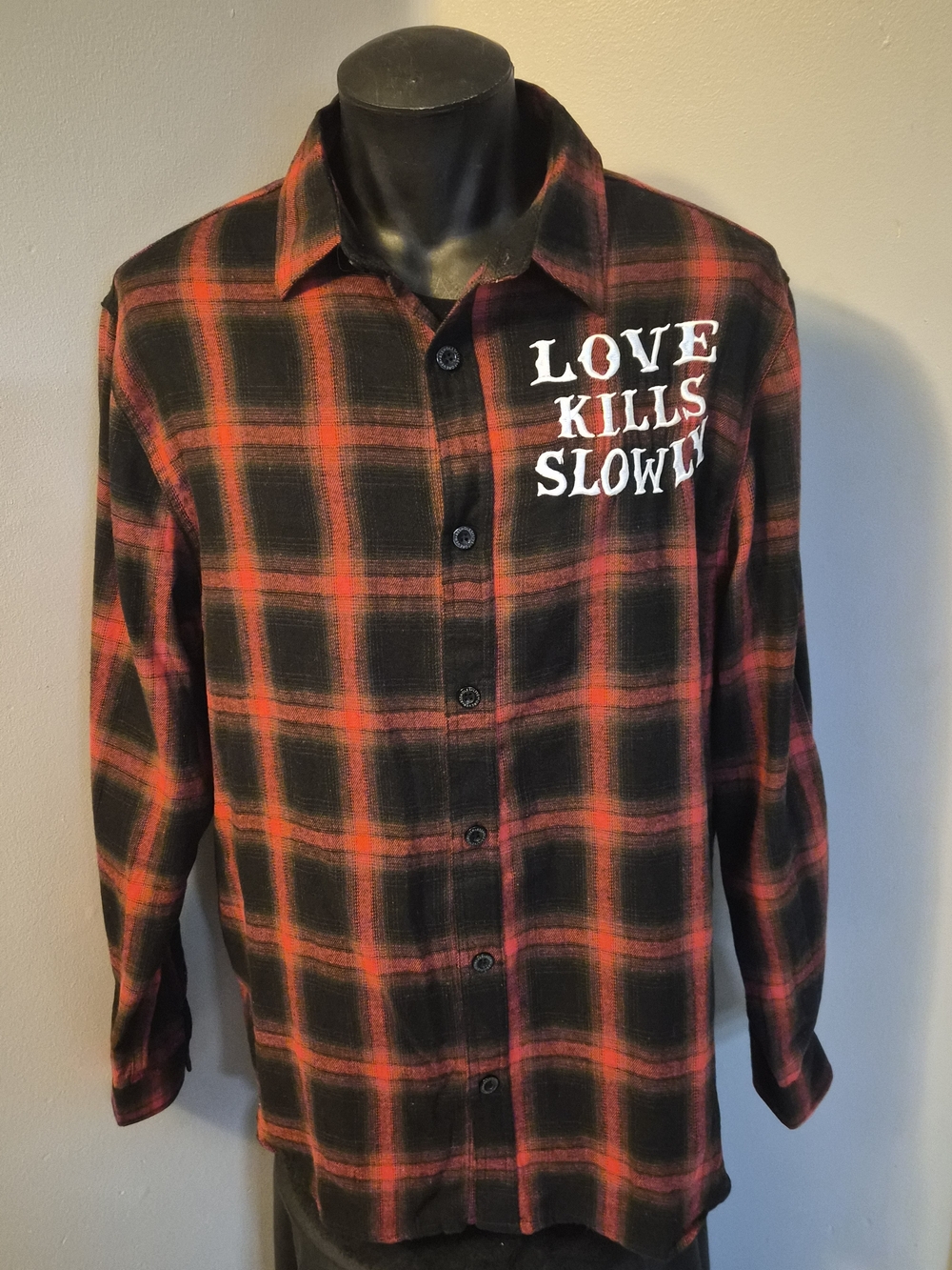 (ALF) Love Kills Slowly Red & Black Plaid Men's Button-Up Shirt